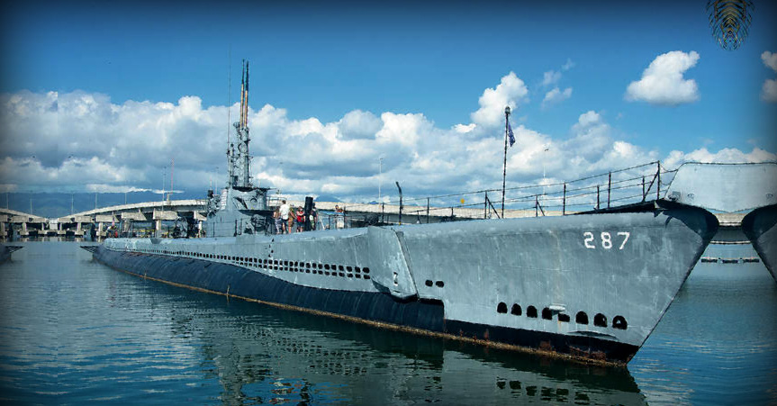 Walk through the USS Bowfin Submarine